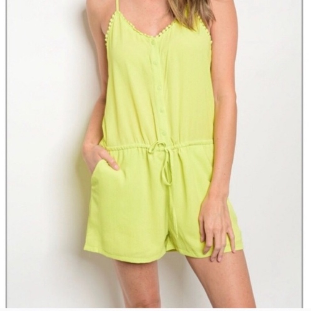 Tea n Rose Romper Size Small NWT